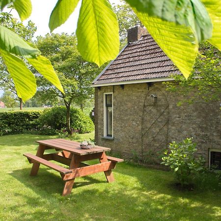 'Us Waldhuske' Villa Burgum Luaran gambar
