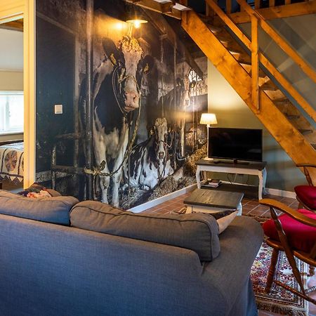 'Us Waldhuske' Villa Burgum Luaran gambar