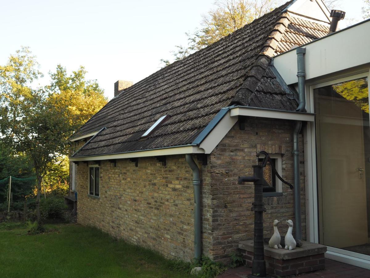 'Us Waldhuske' Villa Burgum Luaran gambar