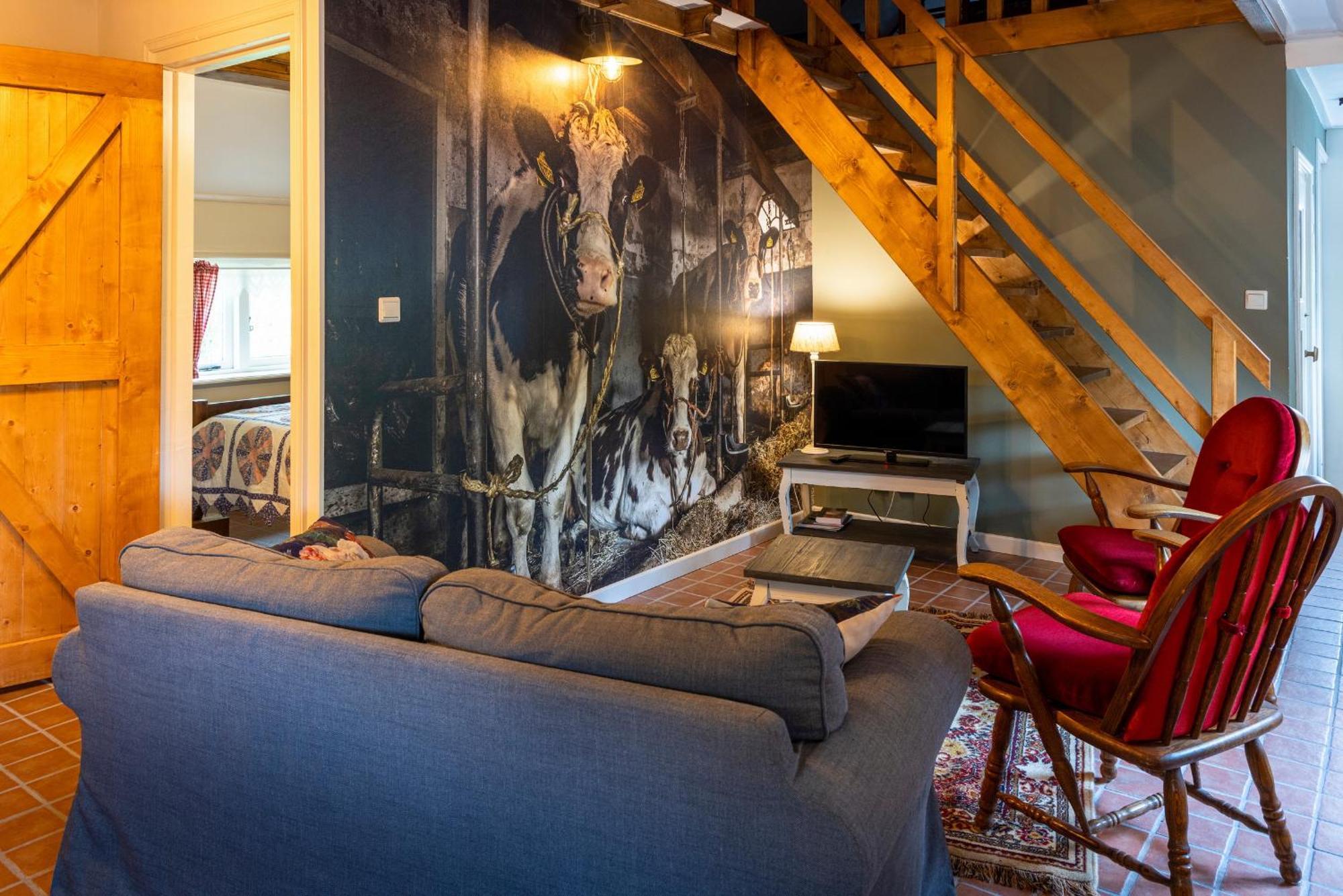 'Us Waldhuske' Villa Burgum Luaran gambar